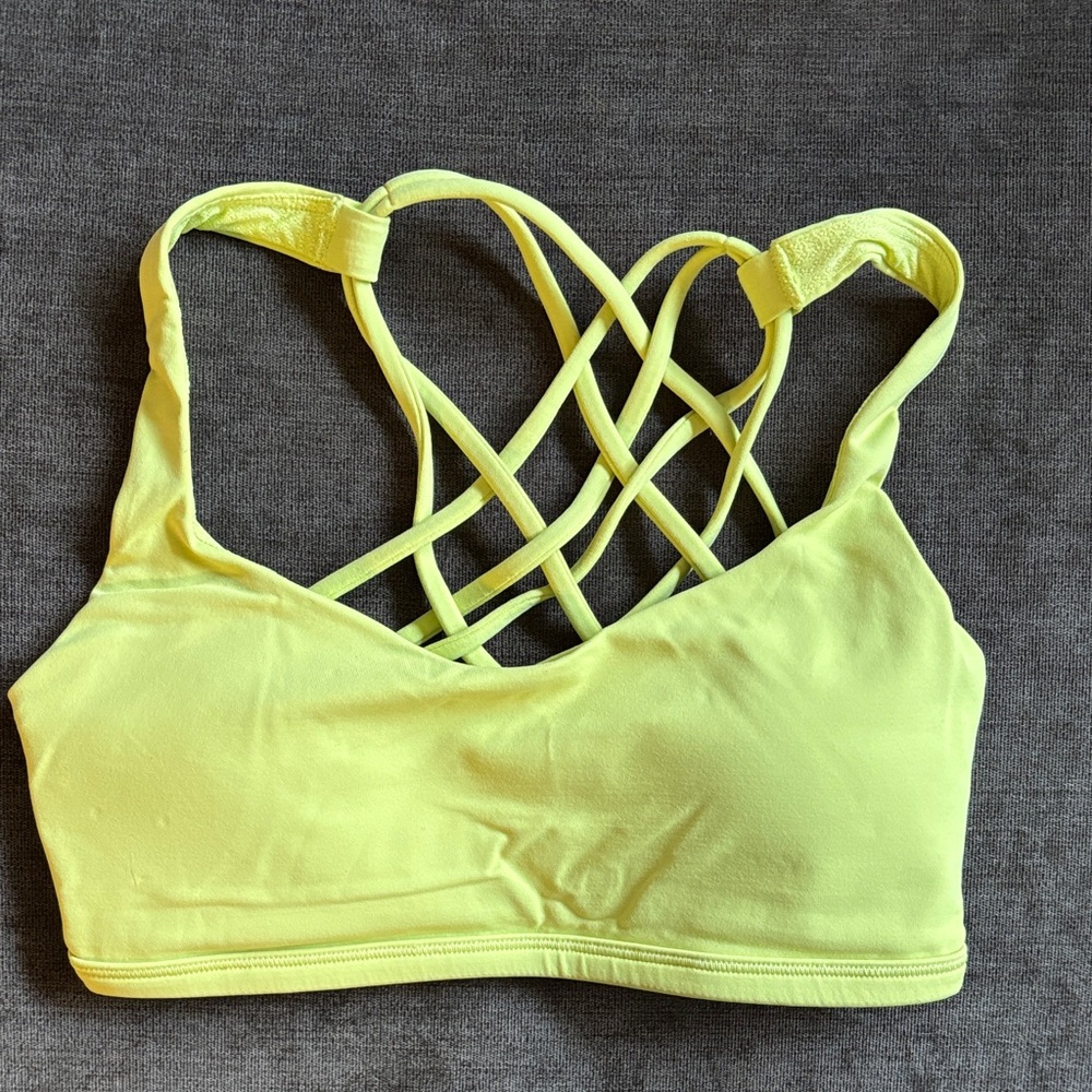 Women's Lululemon lime Strappy Sports Bra